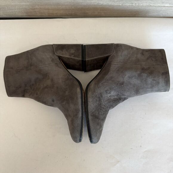 Vince Gray Suede Block Heel Ankle Boots Booties Side Zip Minimalist Women’s 6 M - Picture 6 of 15